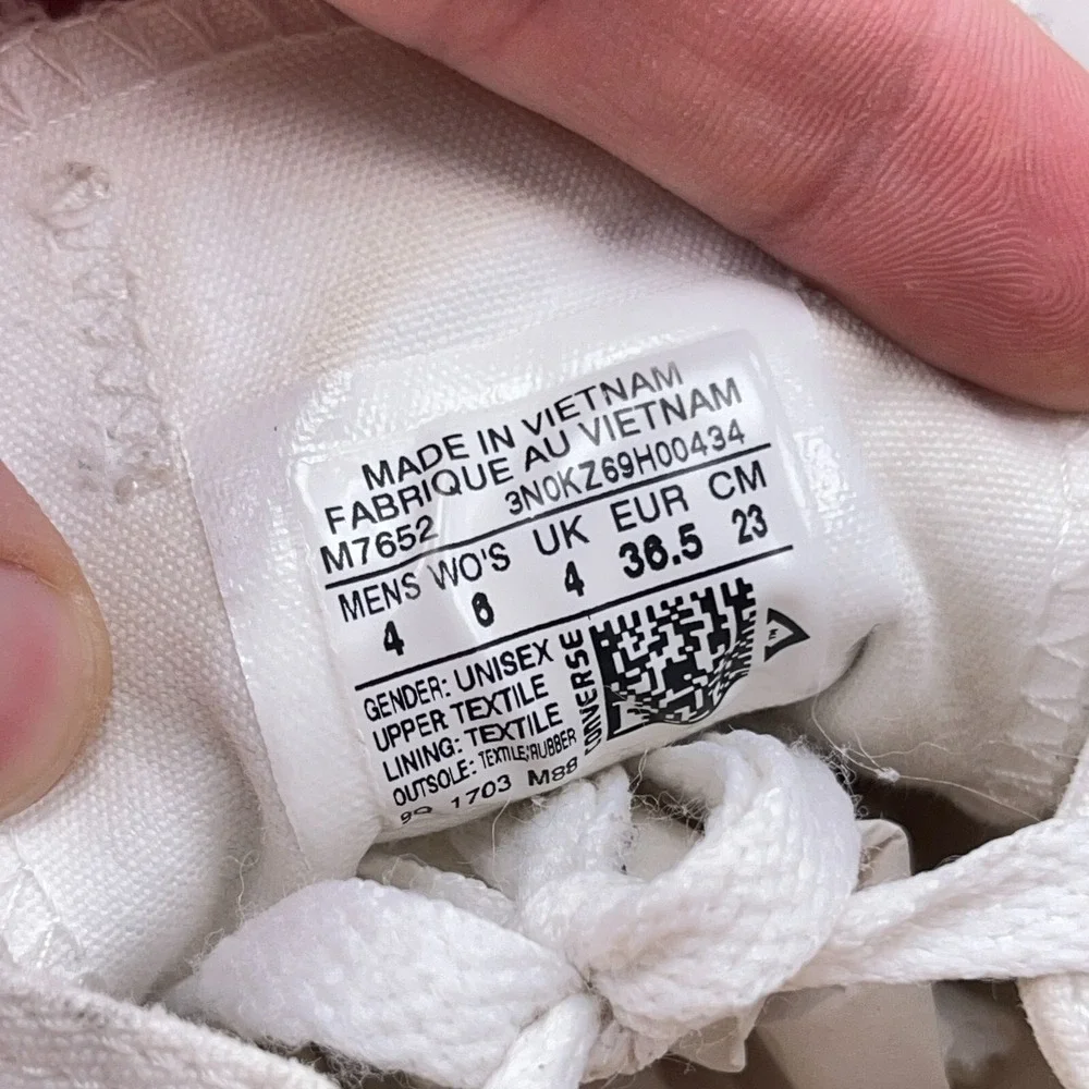Converse‎ Shoes Womens 6 Chuck Taylor All Star Low Sneakers M7652 White Canvas - Picture 9 of 10